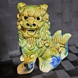 Beautiful Glazed Shisa, Japanese Mythology Protection from Evil